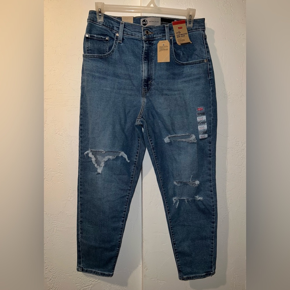 Levi’s Silver Tab High Waisted Mom Jeans